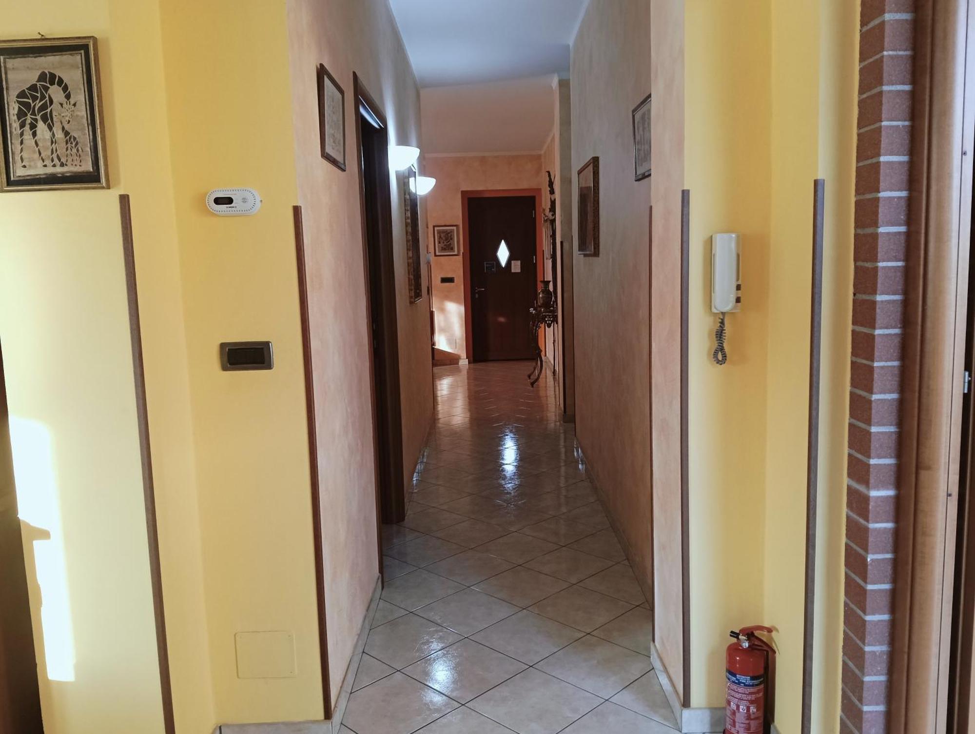 La Casa Di Laura Apartment Cirie Luaran gambar